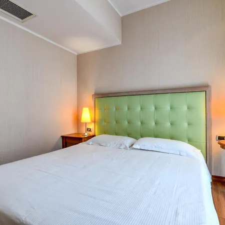Master Hotel