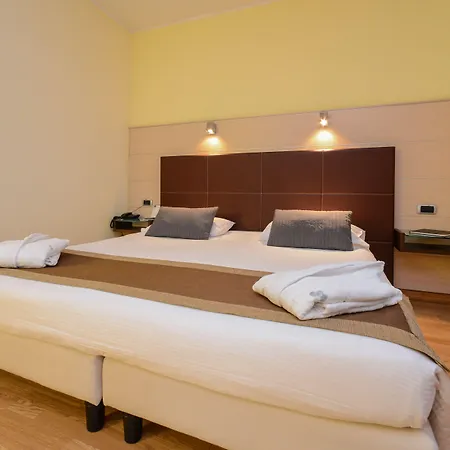 Hotel Master