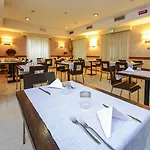 Hotel Master