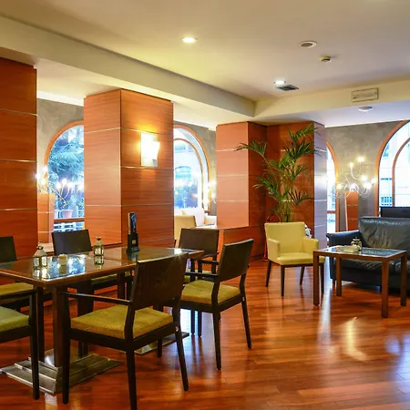 Master Hotel 4*
