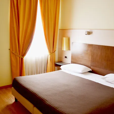 Hotel Master