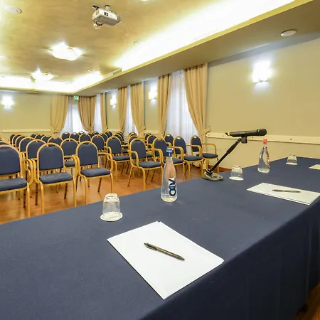 Master Hotel 4*